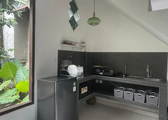 House 2 Floor